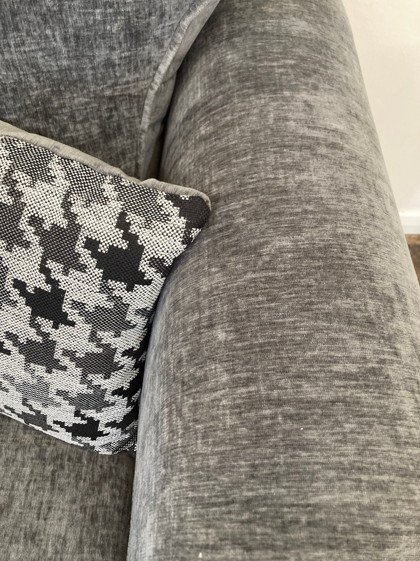 Diva 3+2 Velvet Upholstered Suite - Manhattan Grey