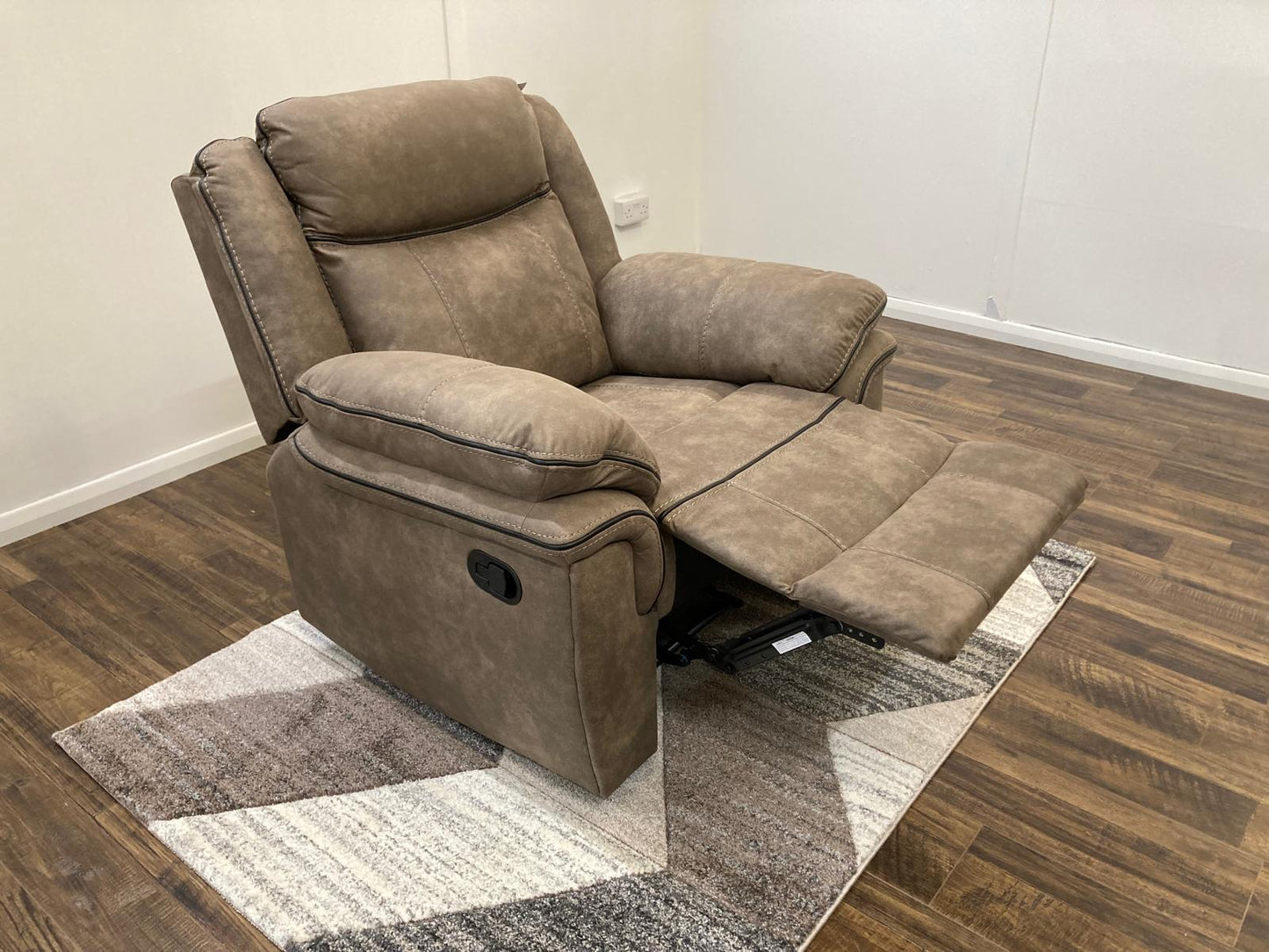 Lucan 1 Seater Manual Recliner - Brown