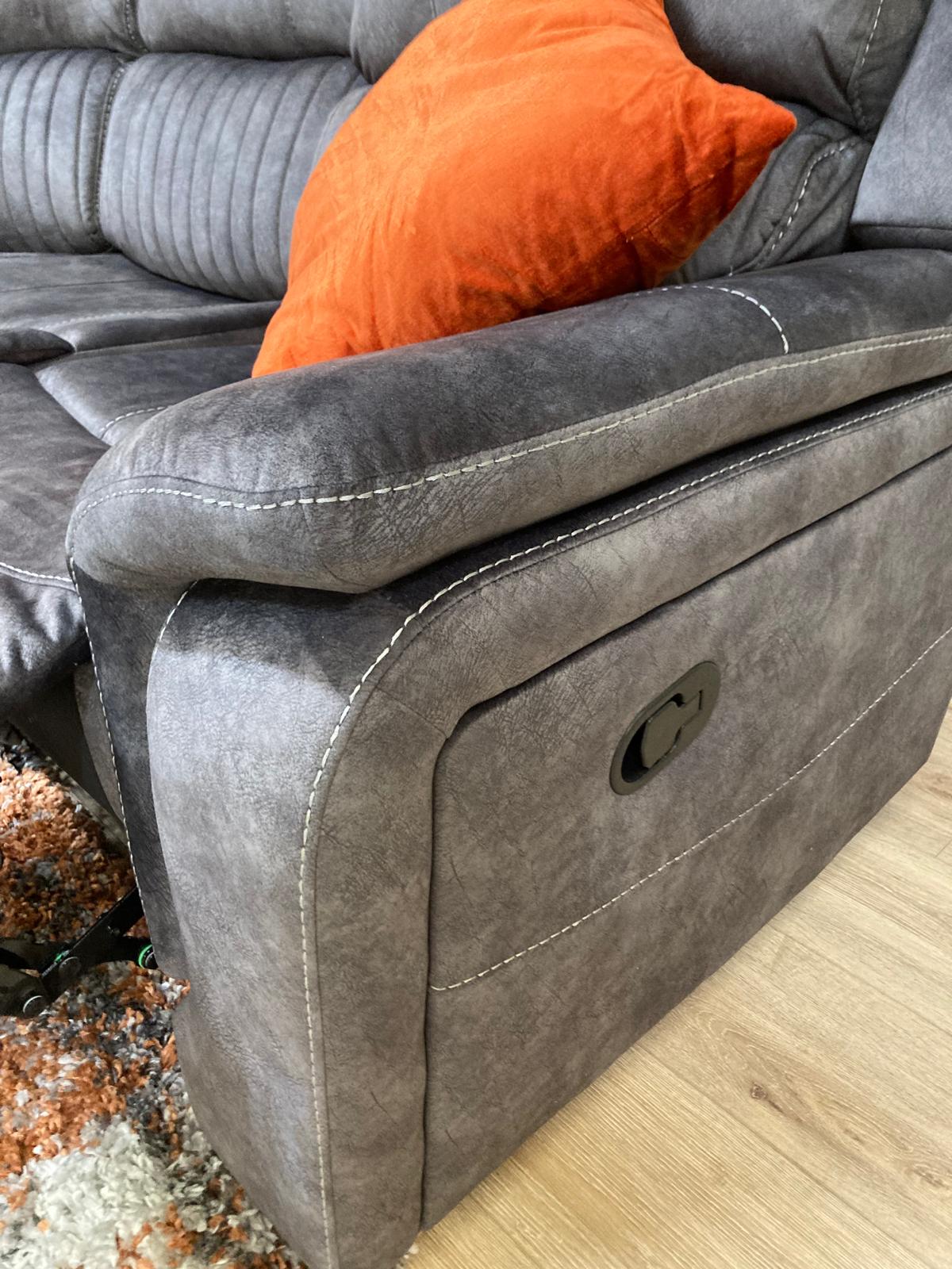 Virgina Corner Manual Recliner - Dark Grey