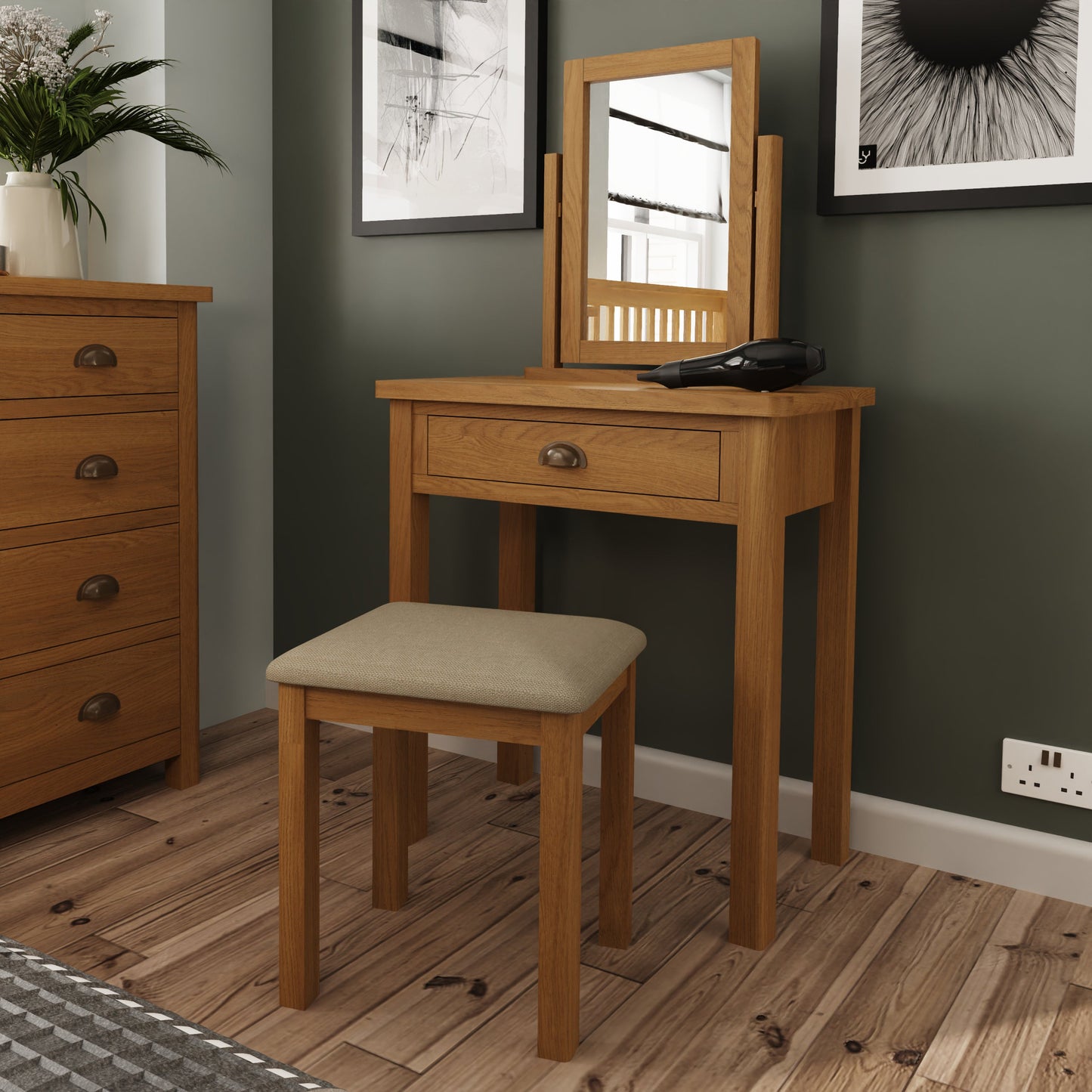 Rhodes Oak Dressing Table