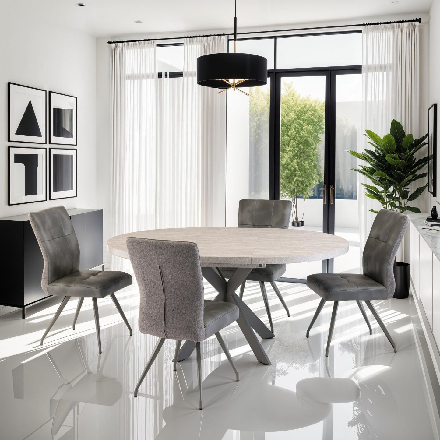 Roubine 1.2m Round Extending Table